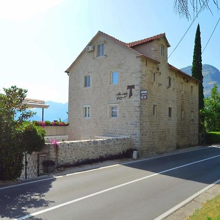 Appartement Tau Mir I Dobro à Kotor Extérieur photo