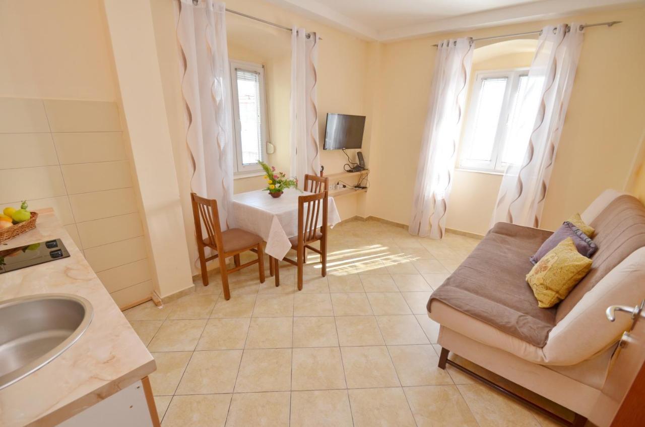 Appartement Tau Mir I Dobro à Kotor Extérieur photo