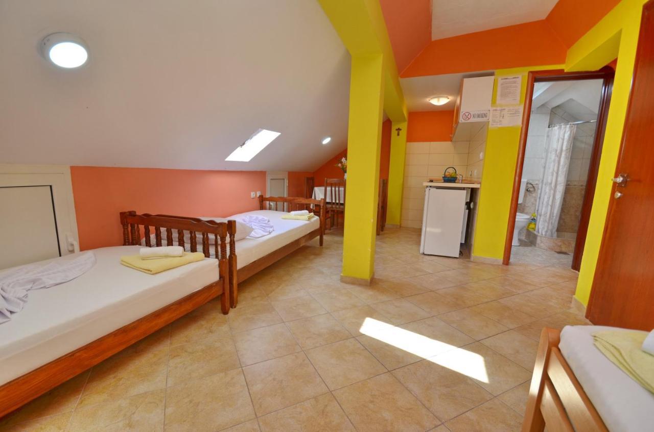Appartement Tau Mir I Dobro à Kotor Extérieur photo