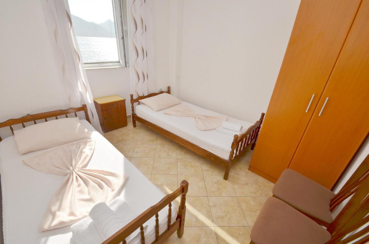 Appartement Tau Mir I Dobro à Kotor Extérieur photo