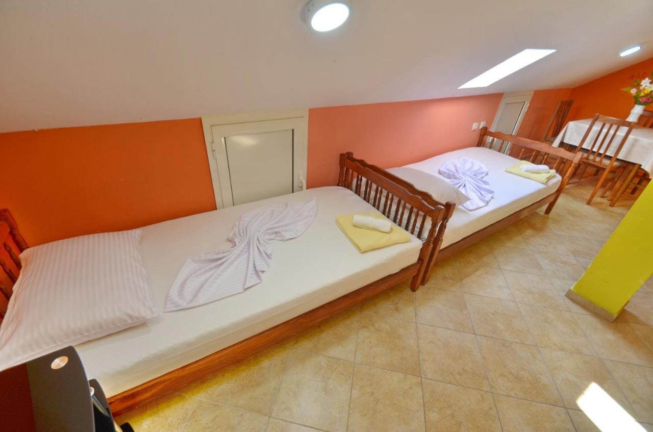 Appartement Tau Mir I Dobro à Kotor Extérieur photo